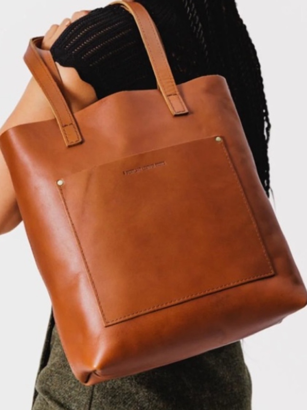 Portland Leather Crossbody Tote Zipper Closure Front Pocket Honeycomb